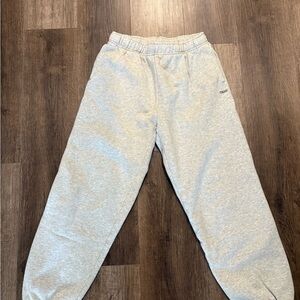 Aritzia Light Gray Sweatpants